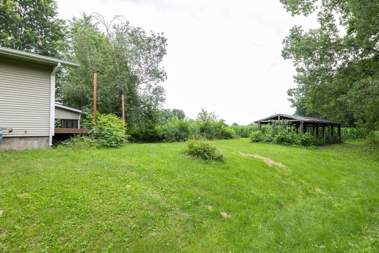 W8227 Sternford STREET