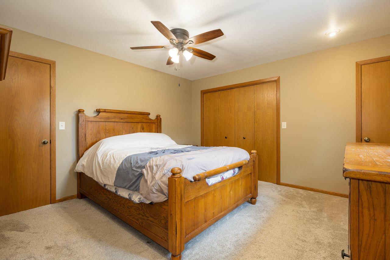 W8227 Sternford STREET