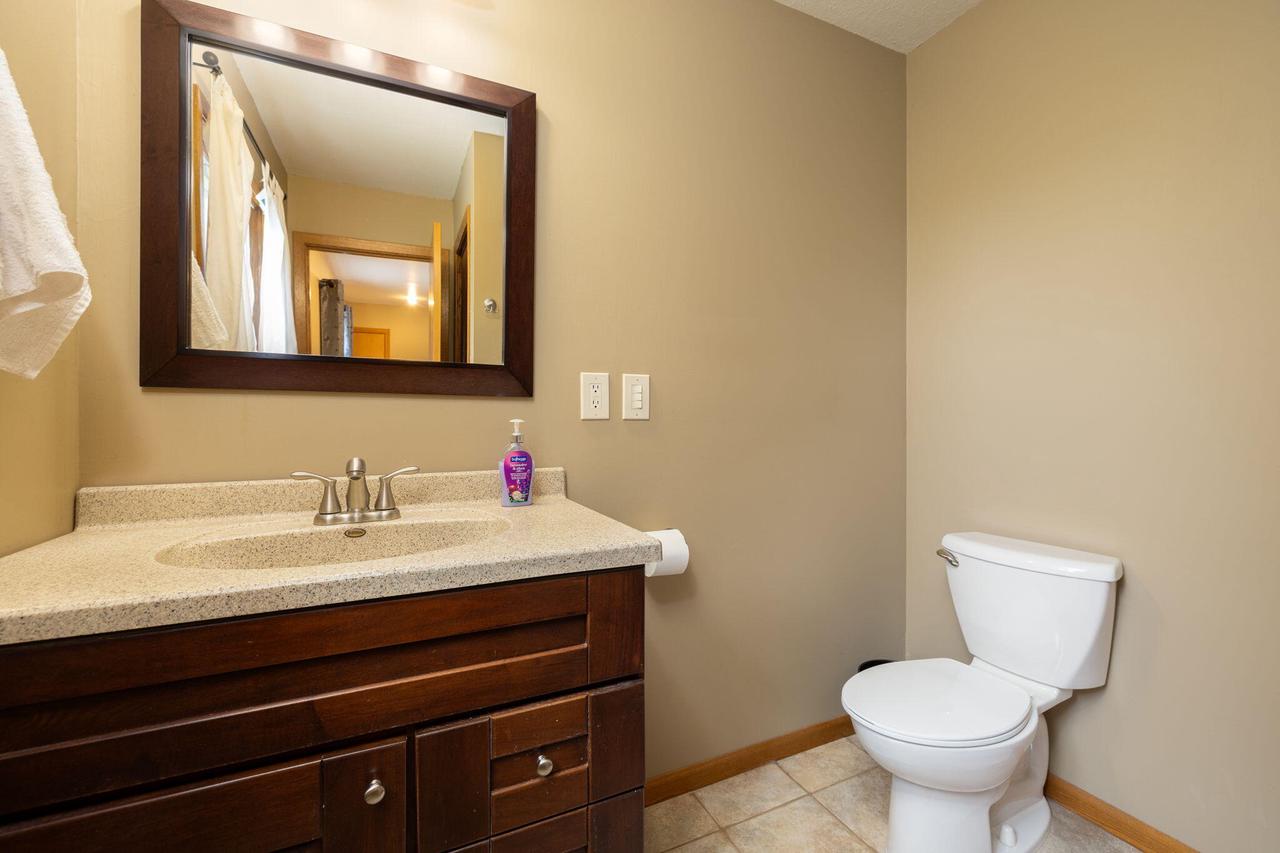 W8227 Sternford STREET