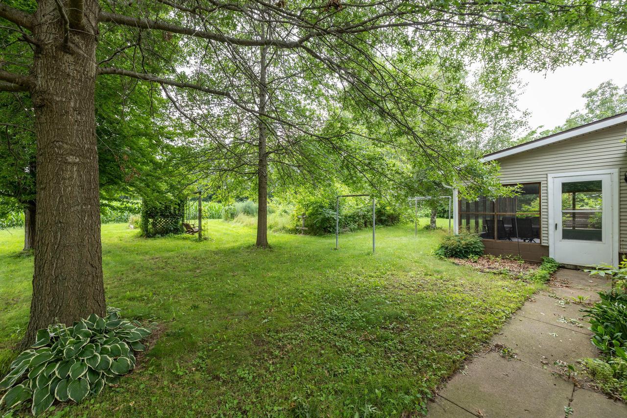 W8227 Sternford STREET