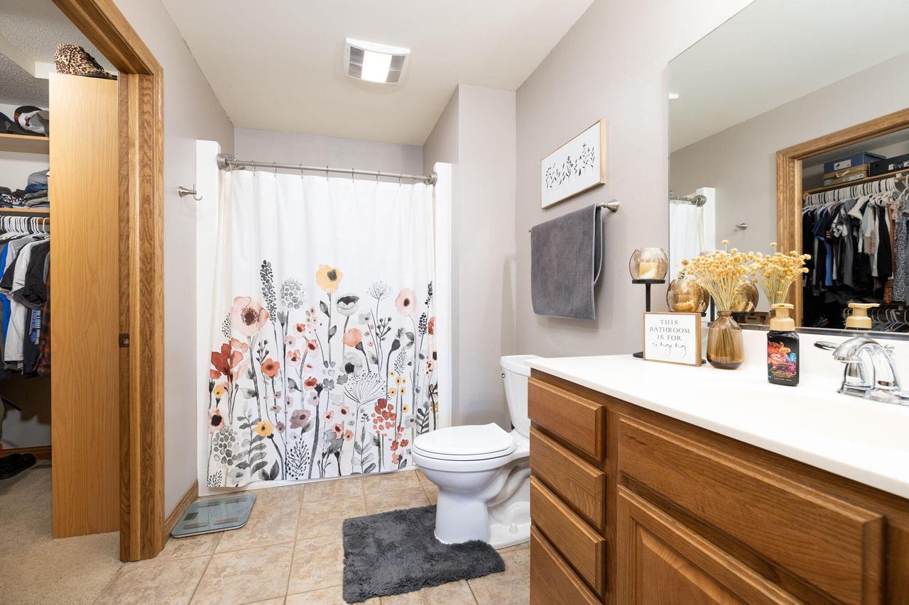 1106 Huntington STREET