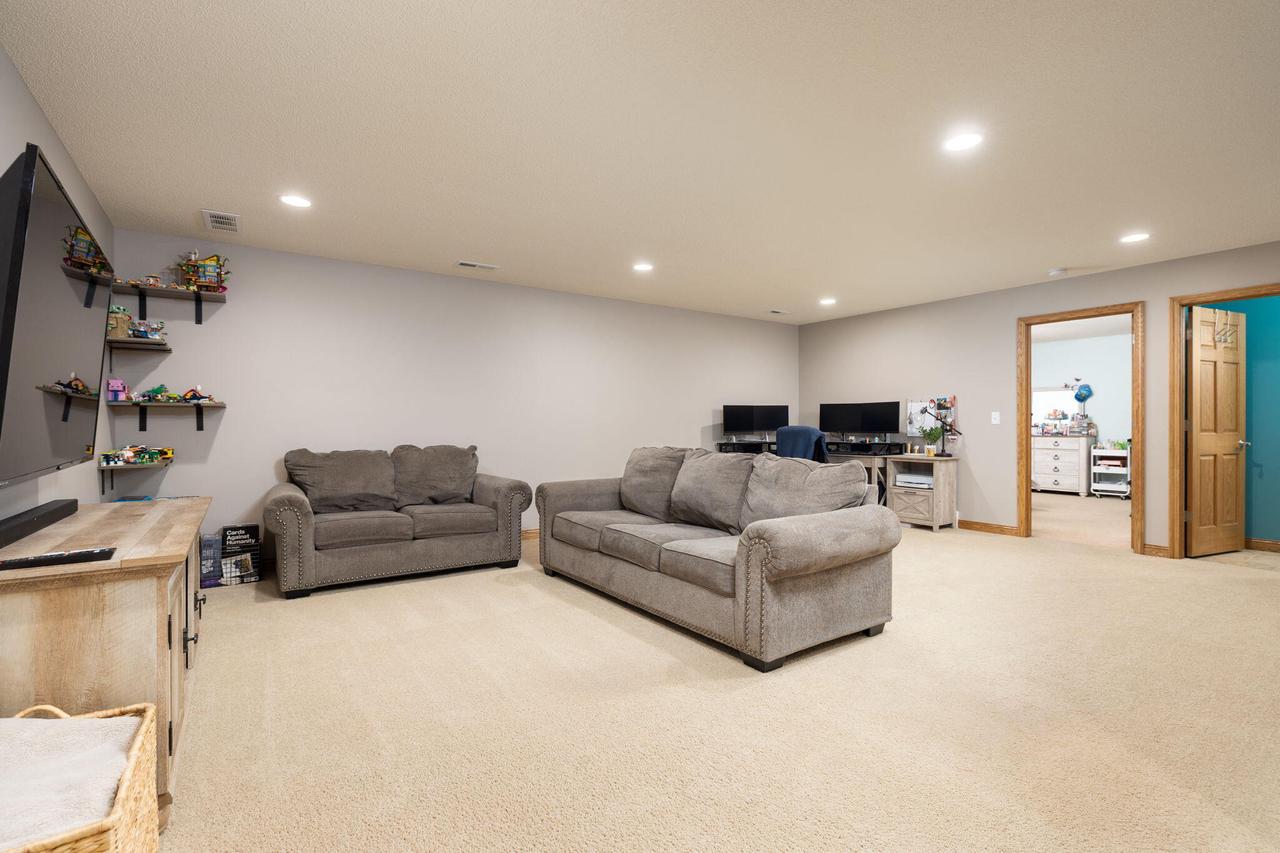 1106 Huntington STREET