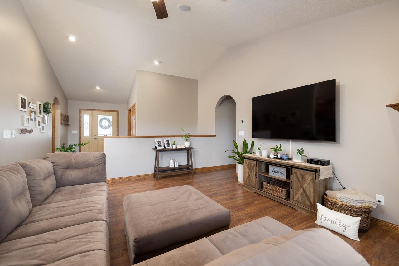 1106 Huntington STREET