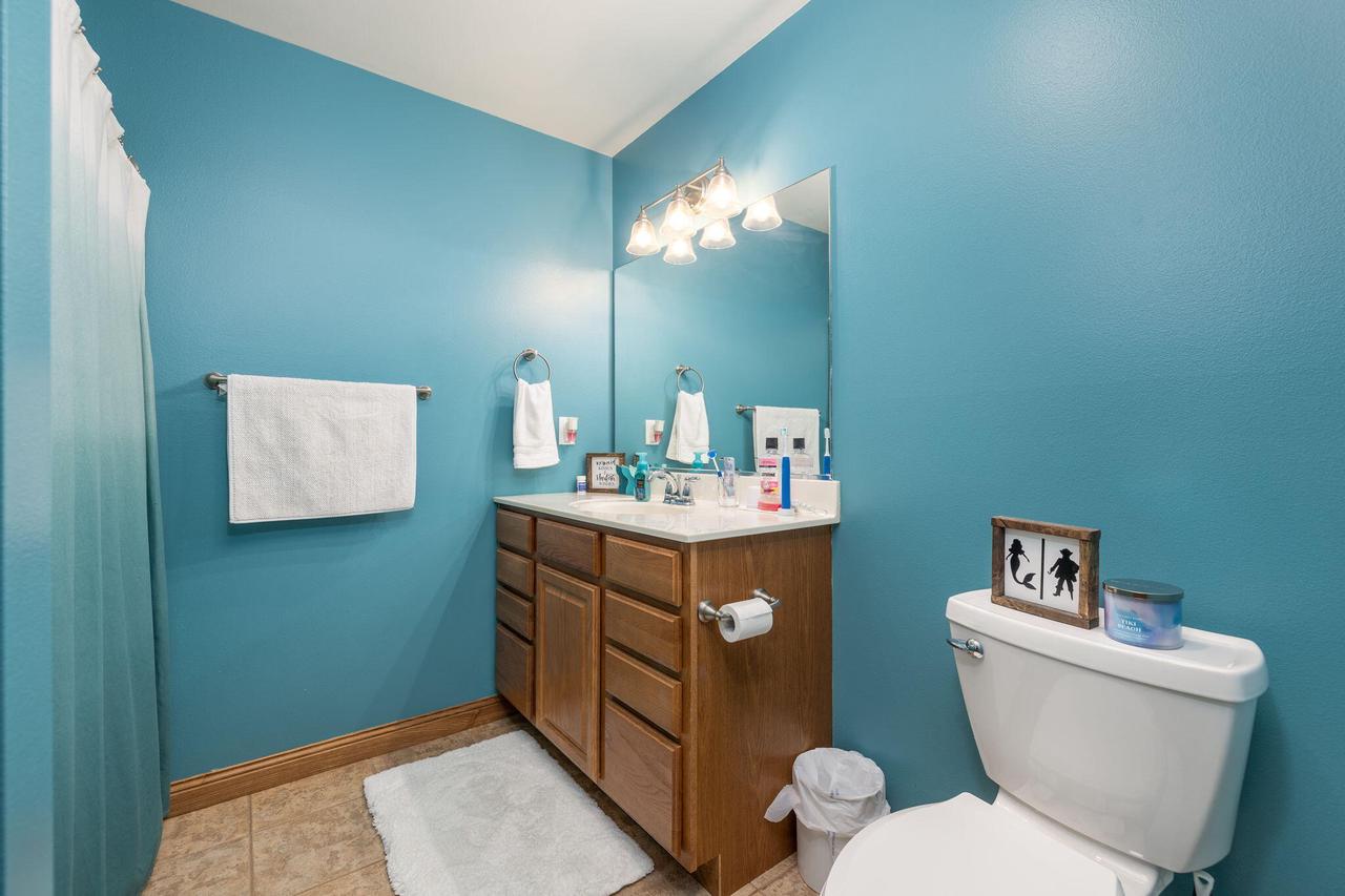 1106 Huntington STREET