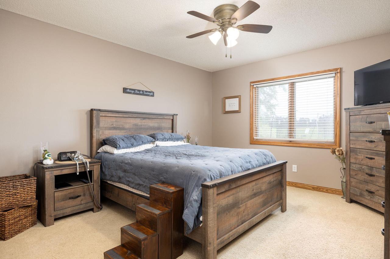 1106 Huntington STREET