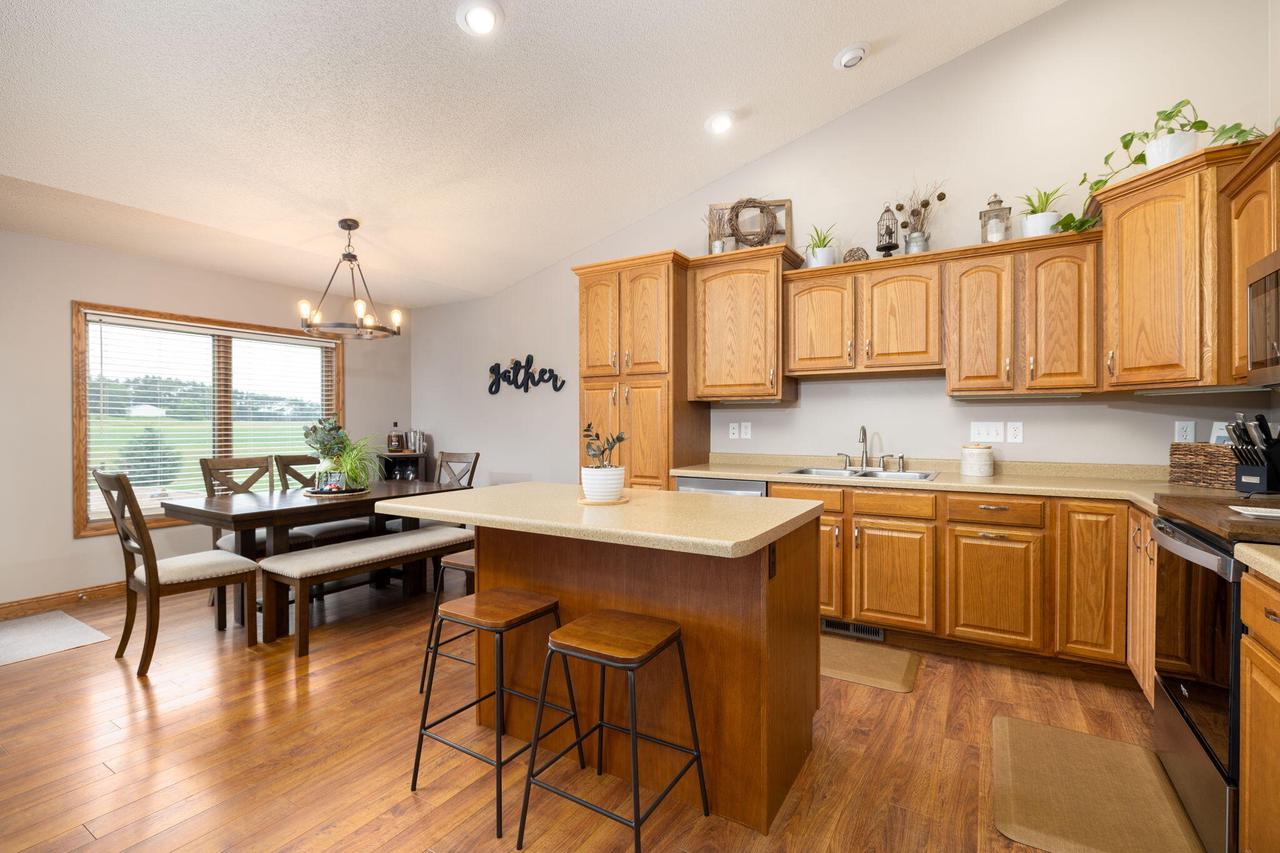 1106 Huntington STREET