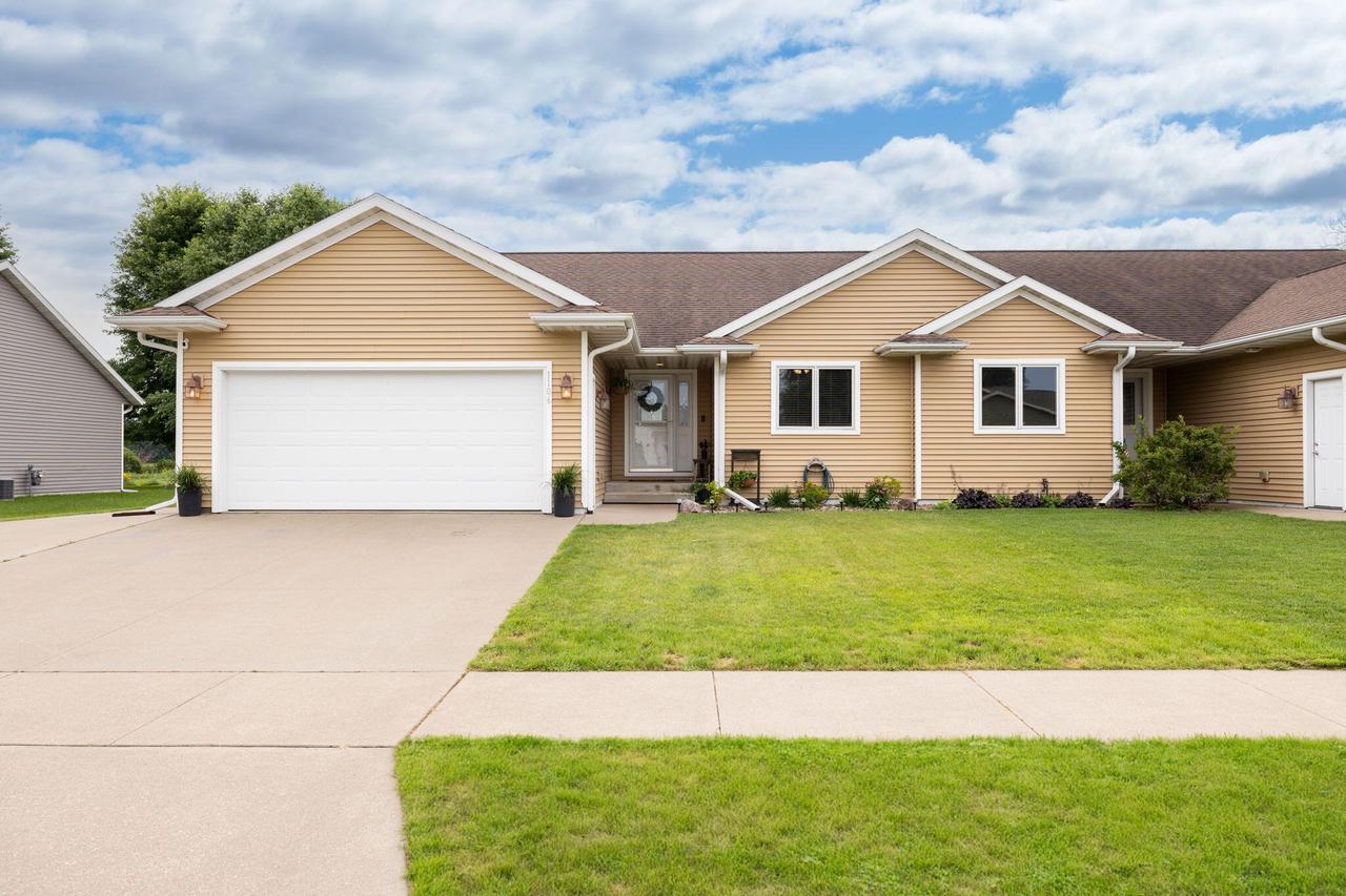 1106 Huntington STREET