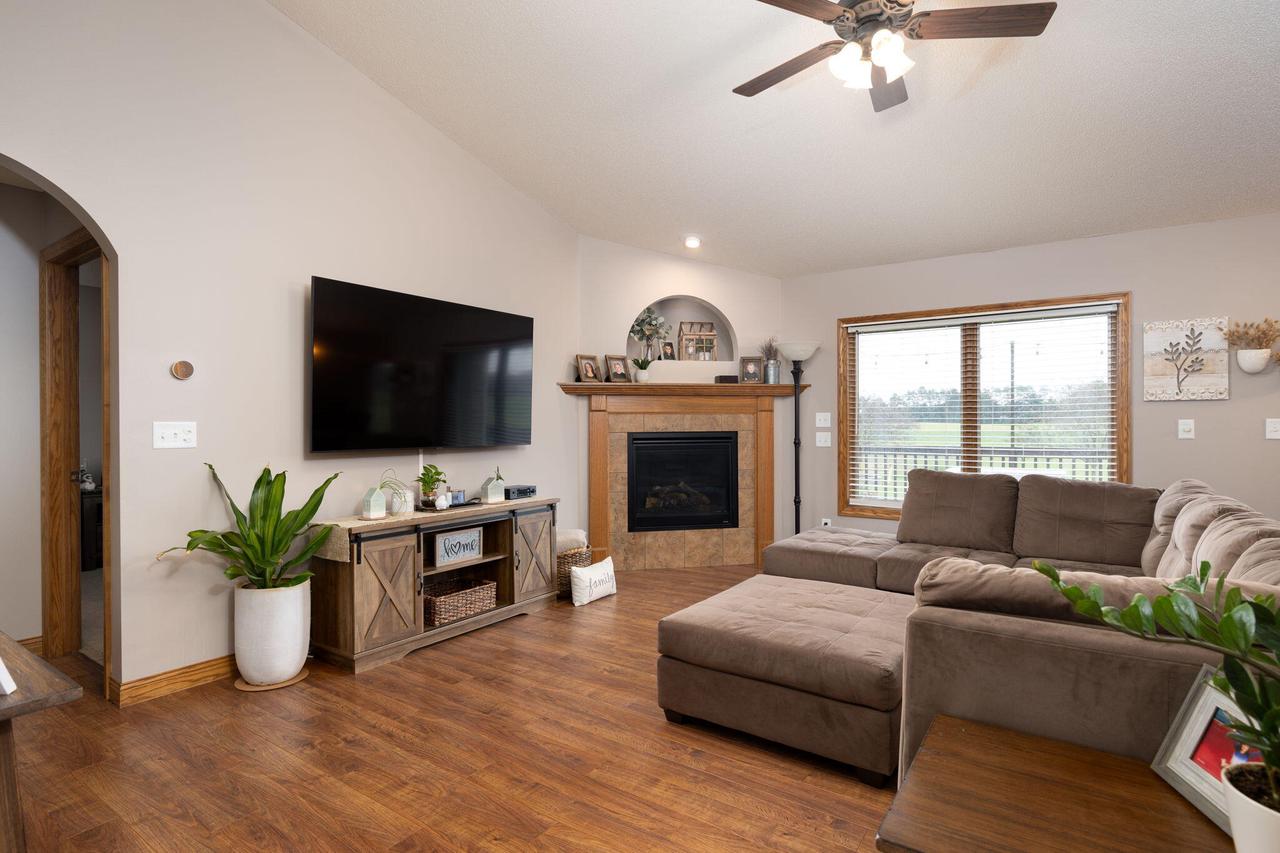 1106 Huntington STREET