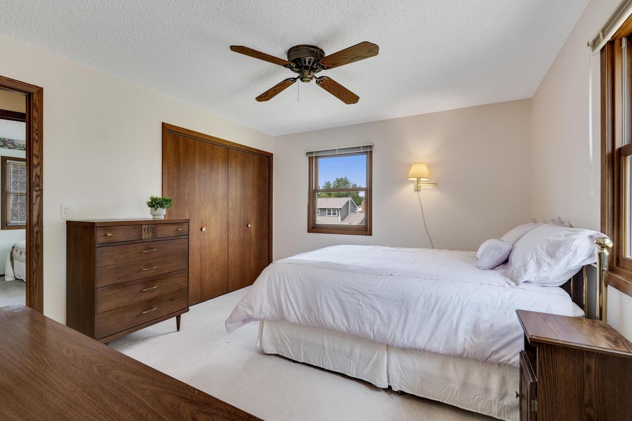 1124 Parkridge DRIVE