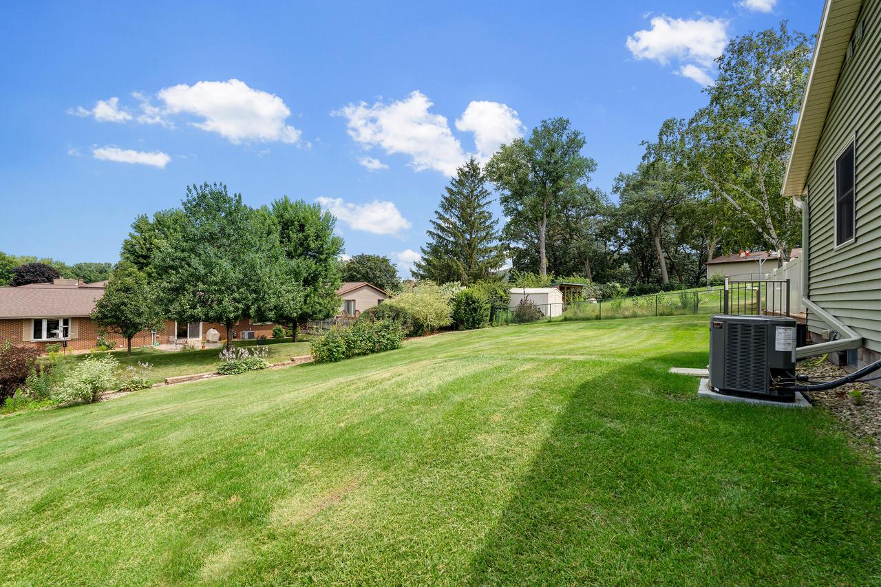 1124 Parkridge DRIVE