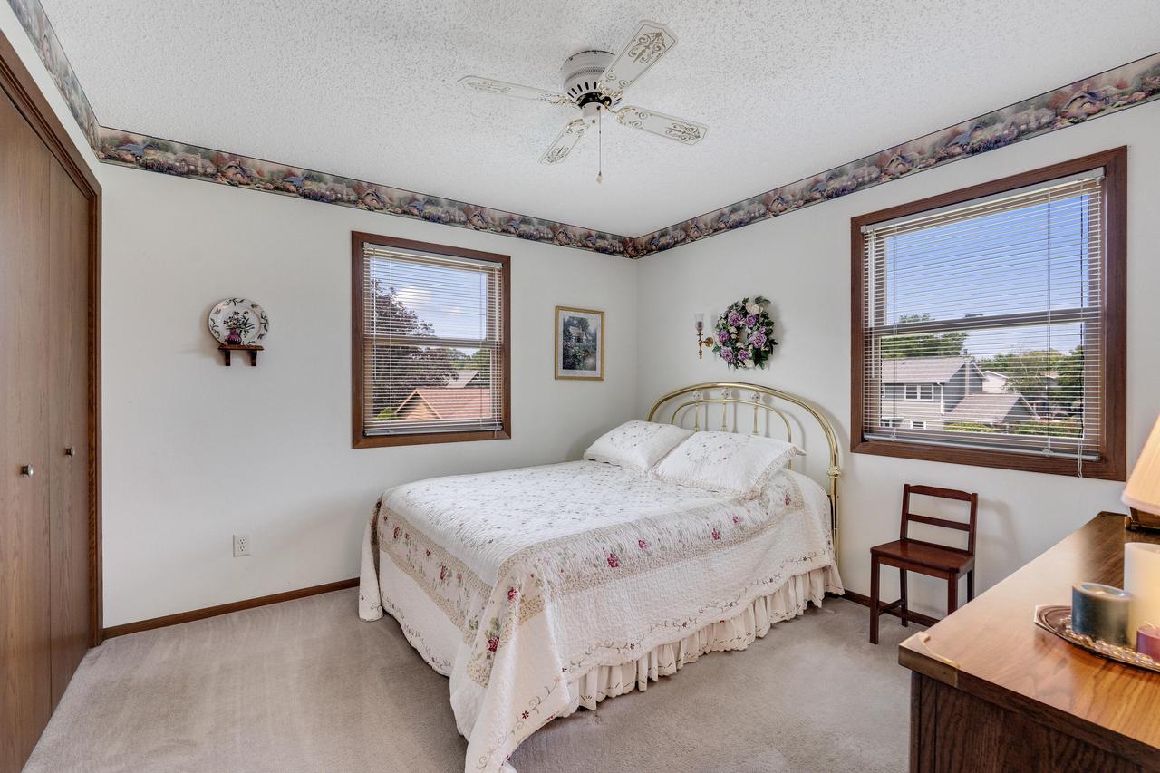 1124 Parkridge DRIVE