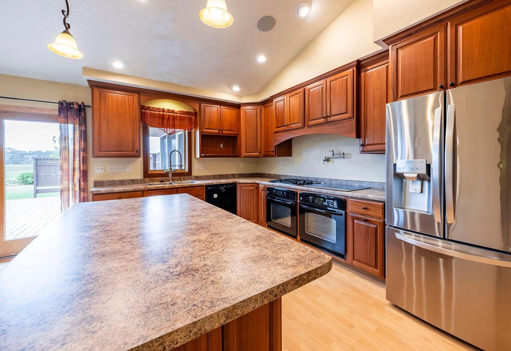 1600 Coranado STREET