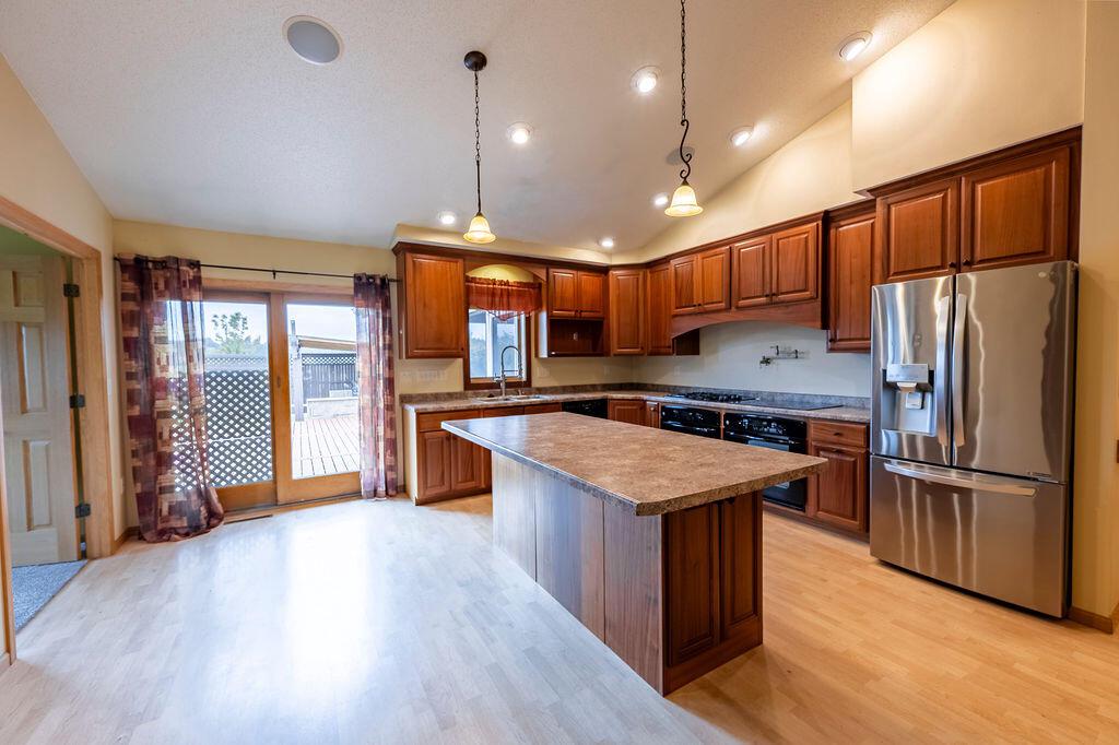 1600 Coranado STREET