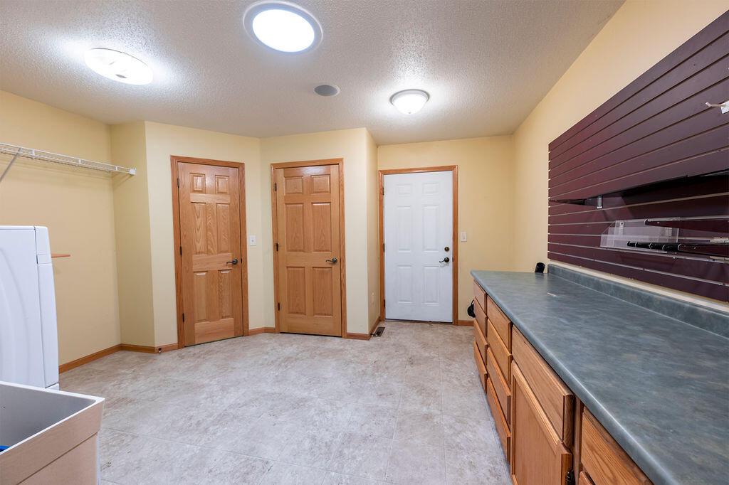 1600 Coranado STREET