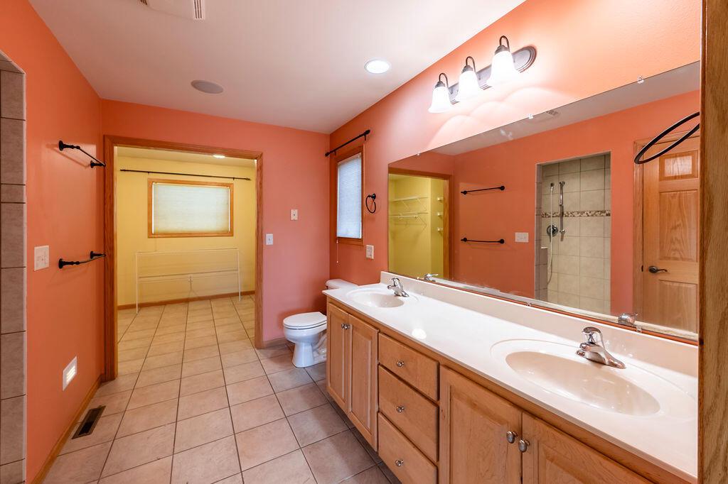 1600 Coranado STREET