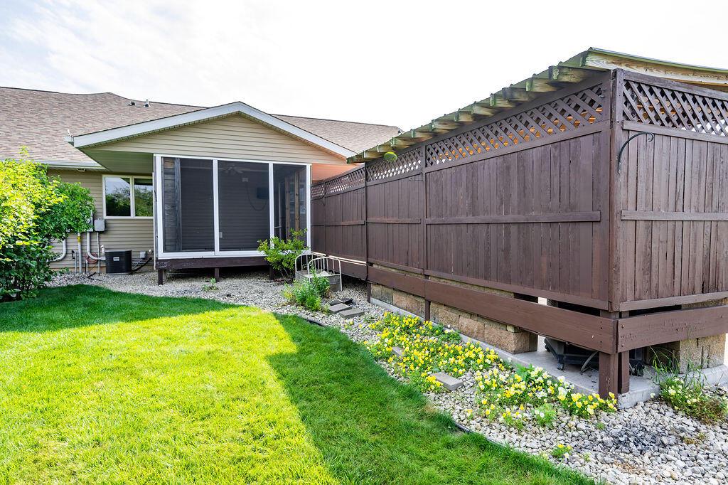 1600 Coranado STREET