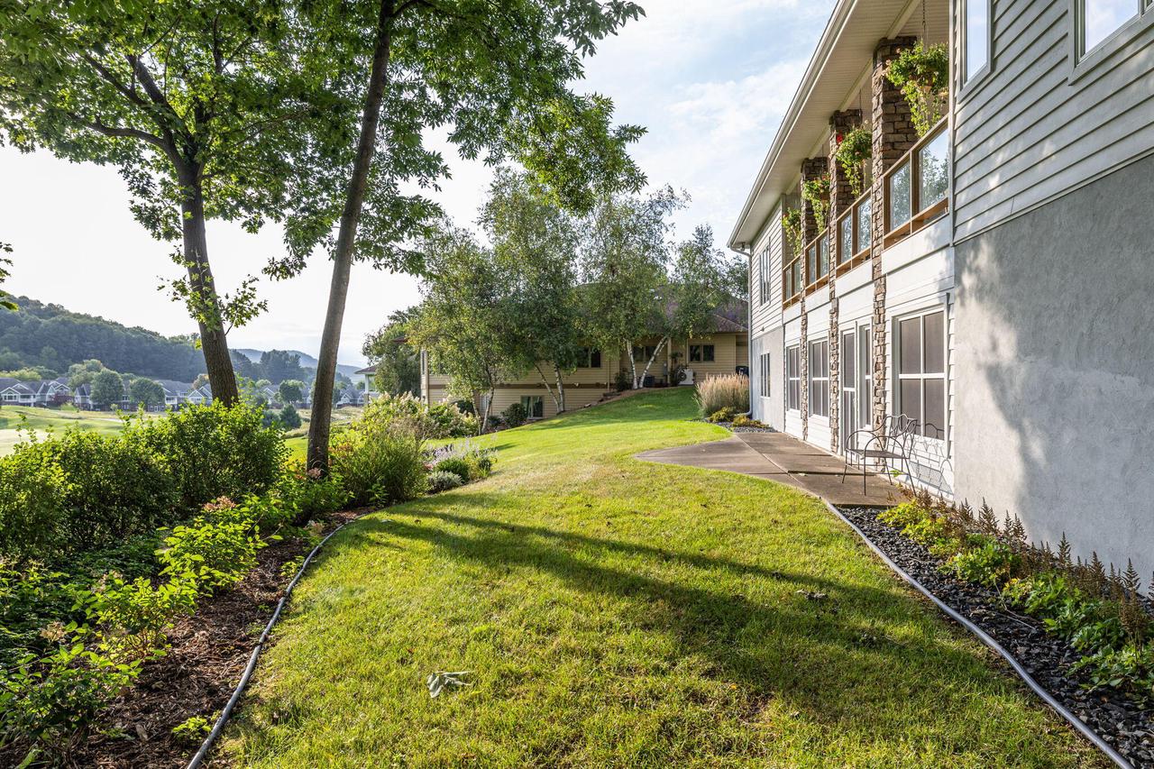 632 Country Club LANE