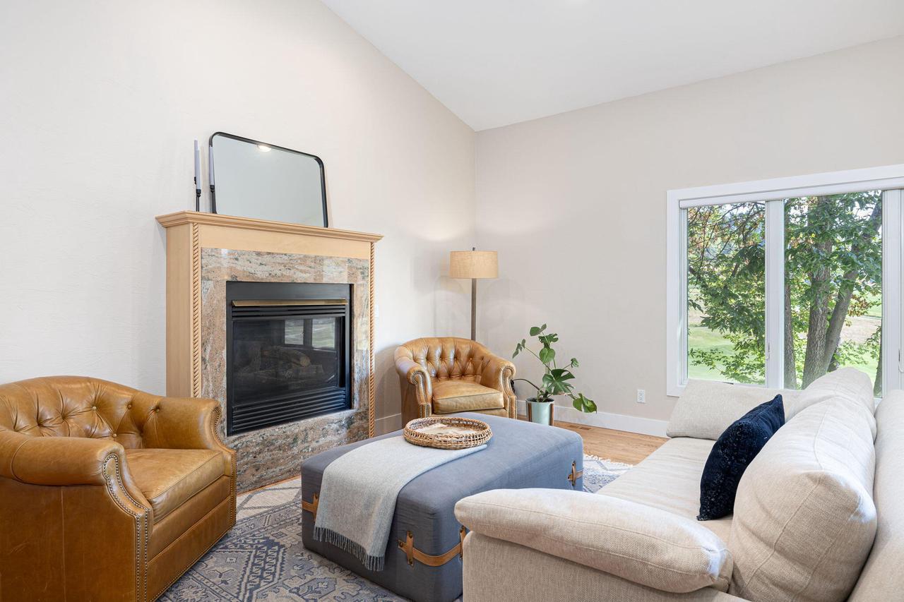 632 Country Club LANE