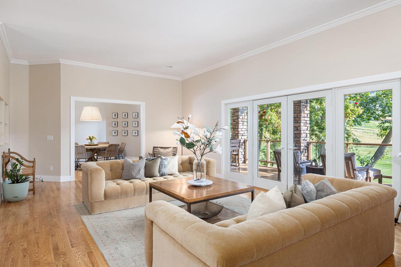 632 Country Club LANE