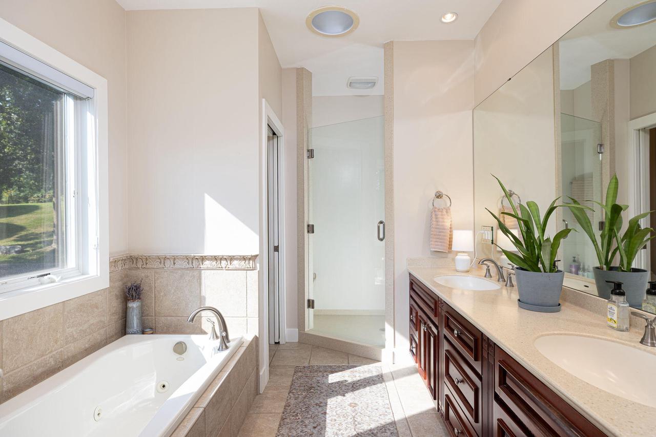 632 Country Club LANE