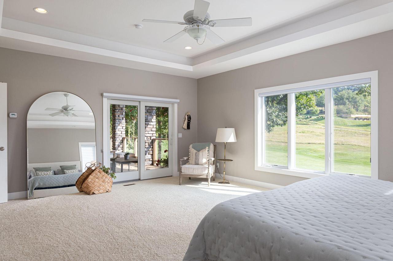 632 Country Club LANE