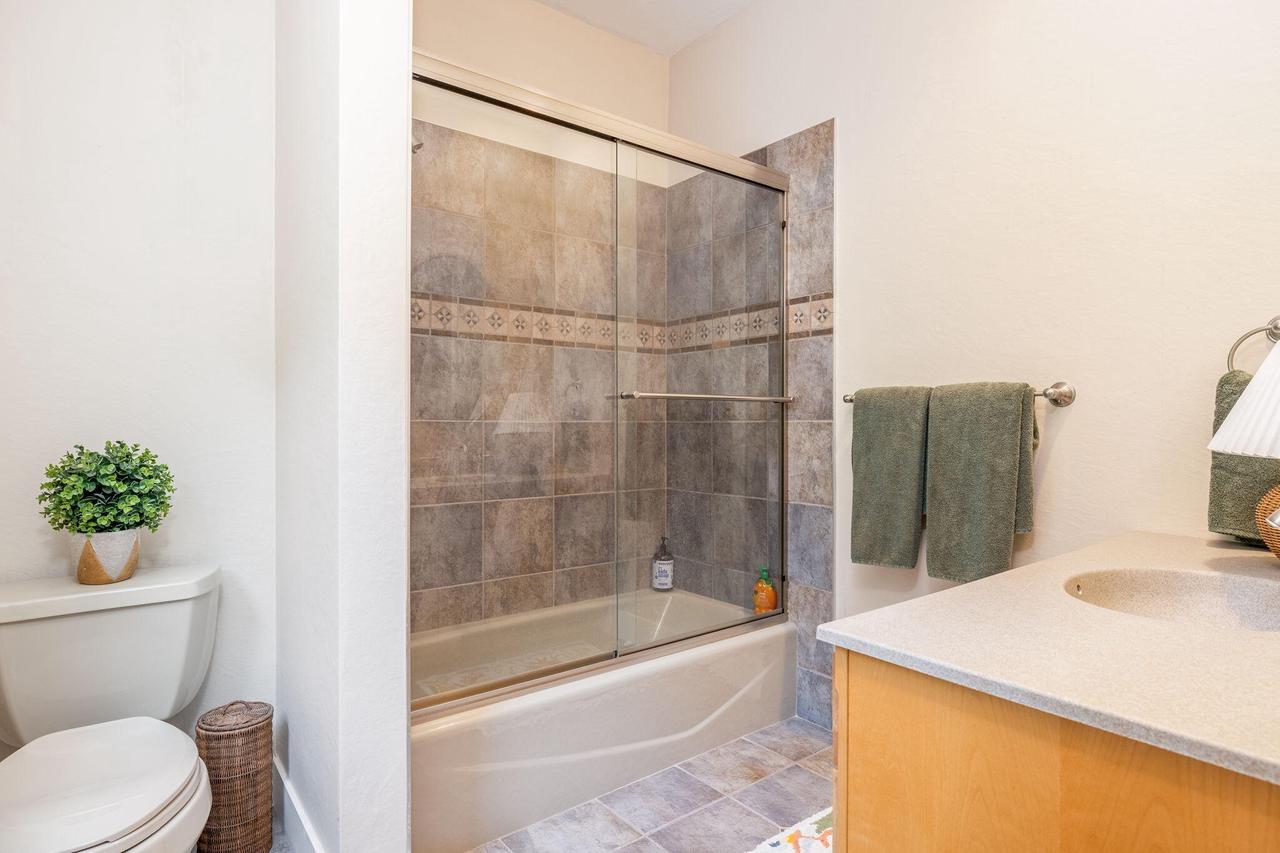 632 Country Club LANE