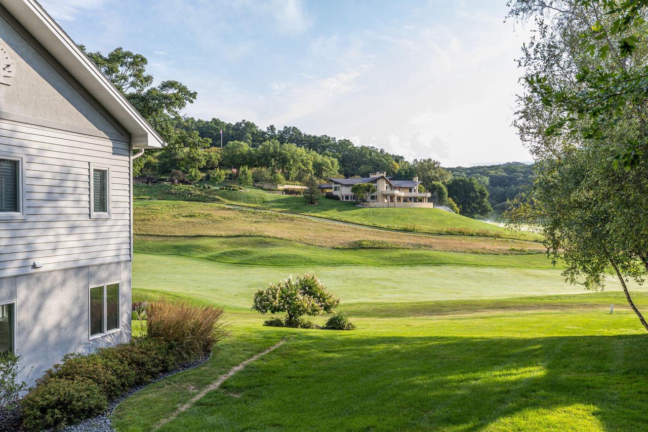 632 Country Club LANE