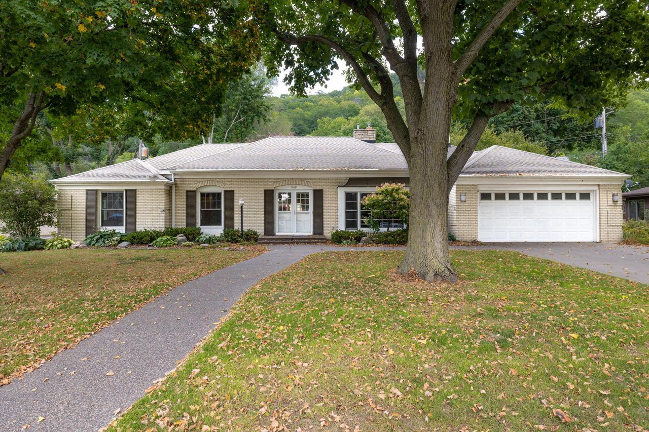 840 Janice COURT EAST East