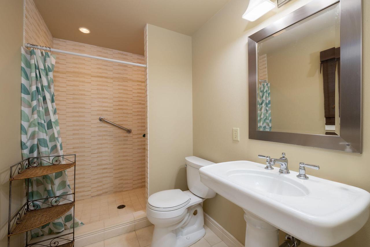 840 Janice COURT EAST East