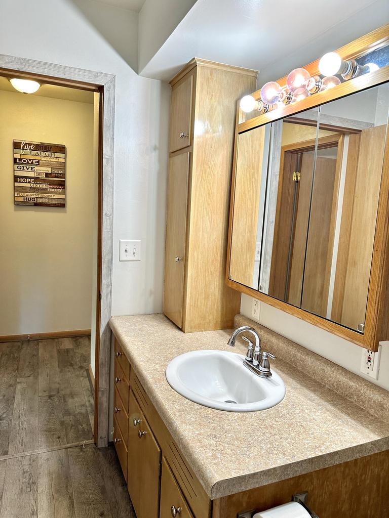 1485 Redfield STREET