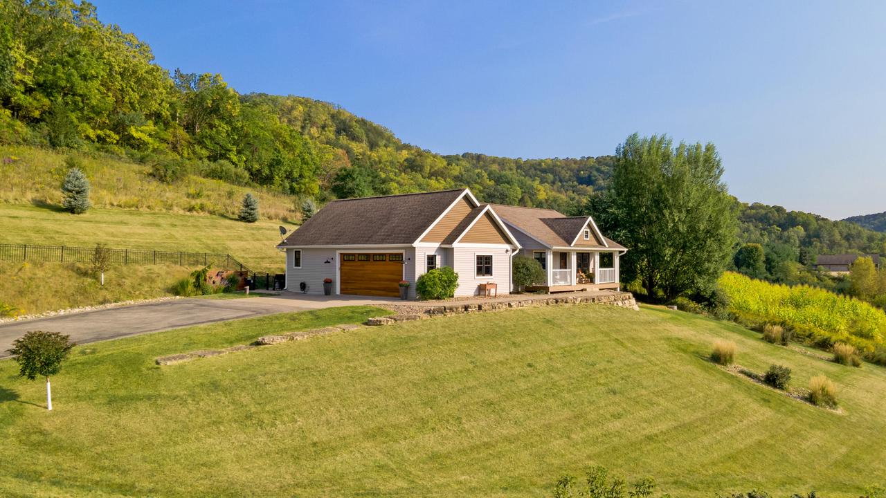 N3260 Hidden Springs ROAD