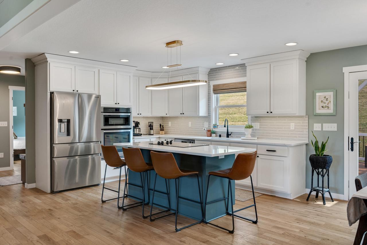 N3260 Hidden Springs ROAD