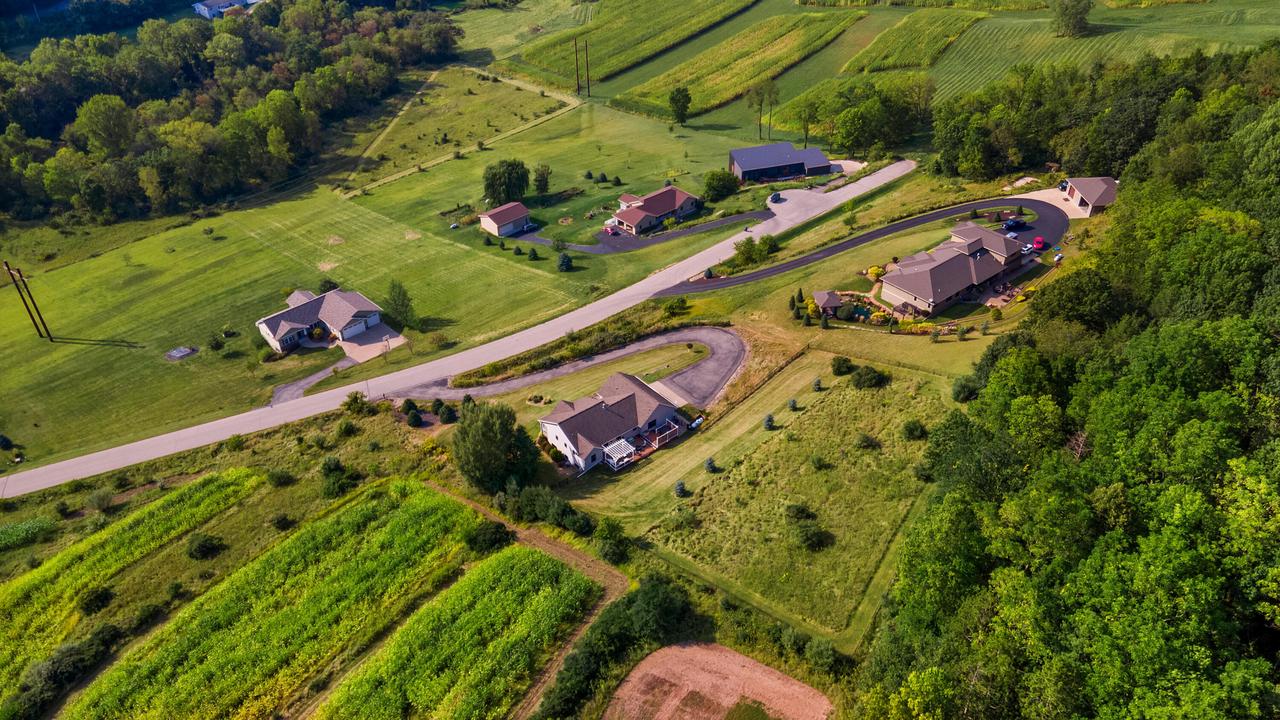 N3260 Hidden Springs ROAD