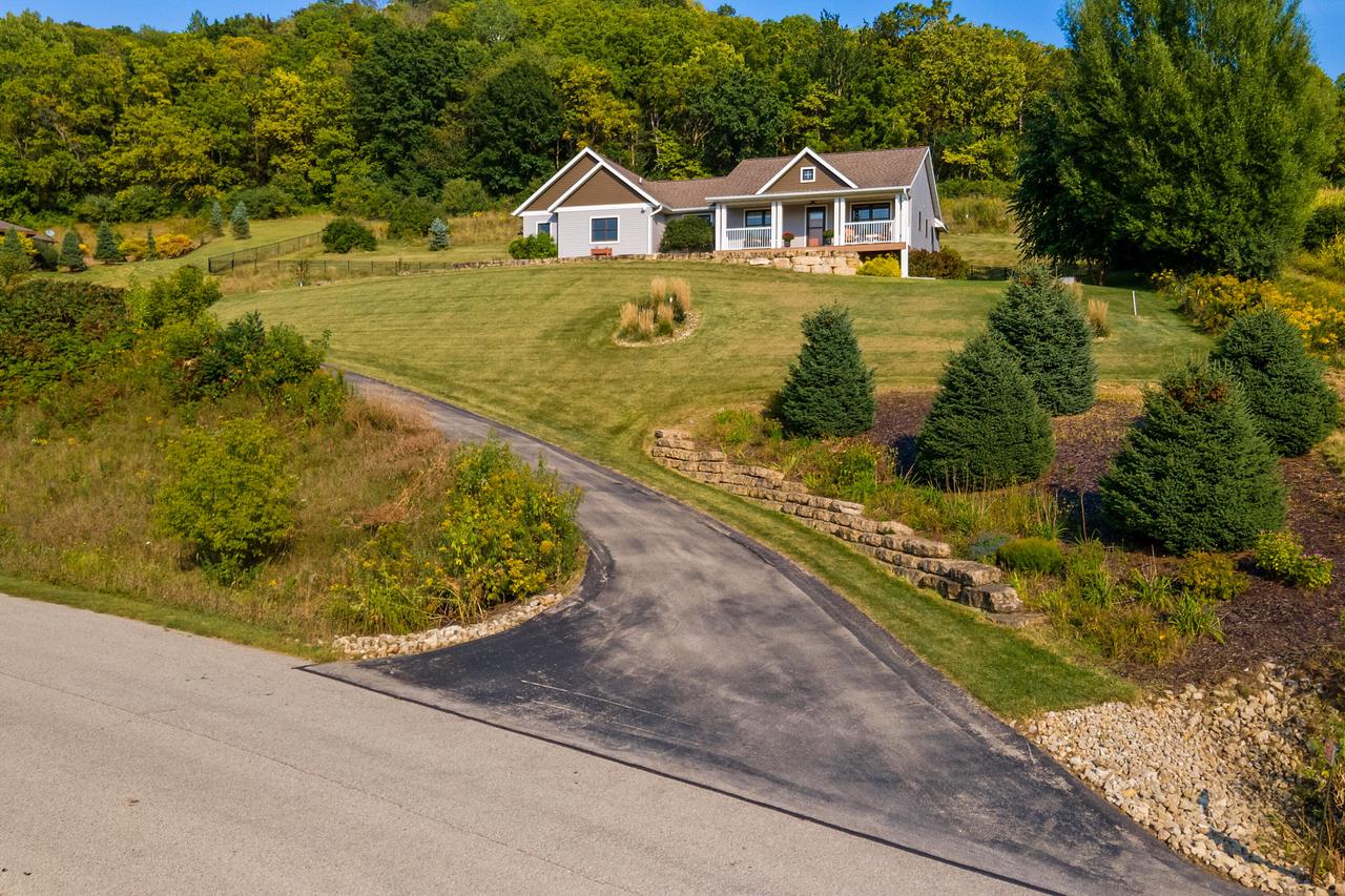 N3260 Hidden Springs ROAD