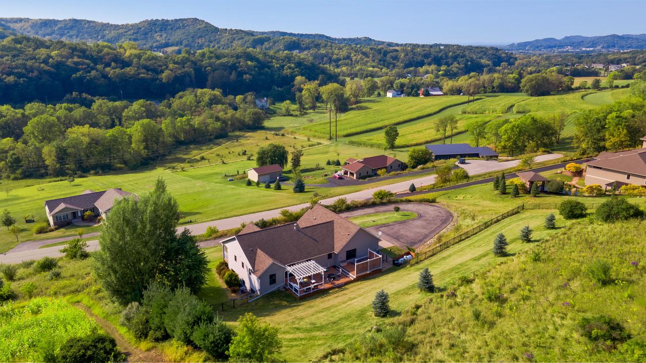 N3260 Hidden Springs ROAD