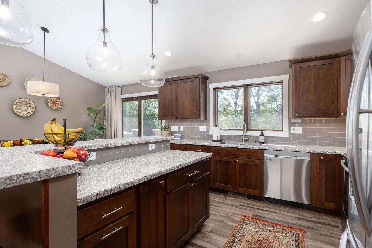 1622 Cherry LANE SOUTH South