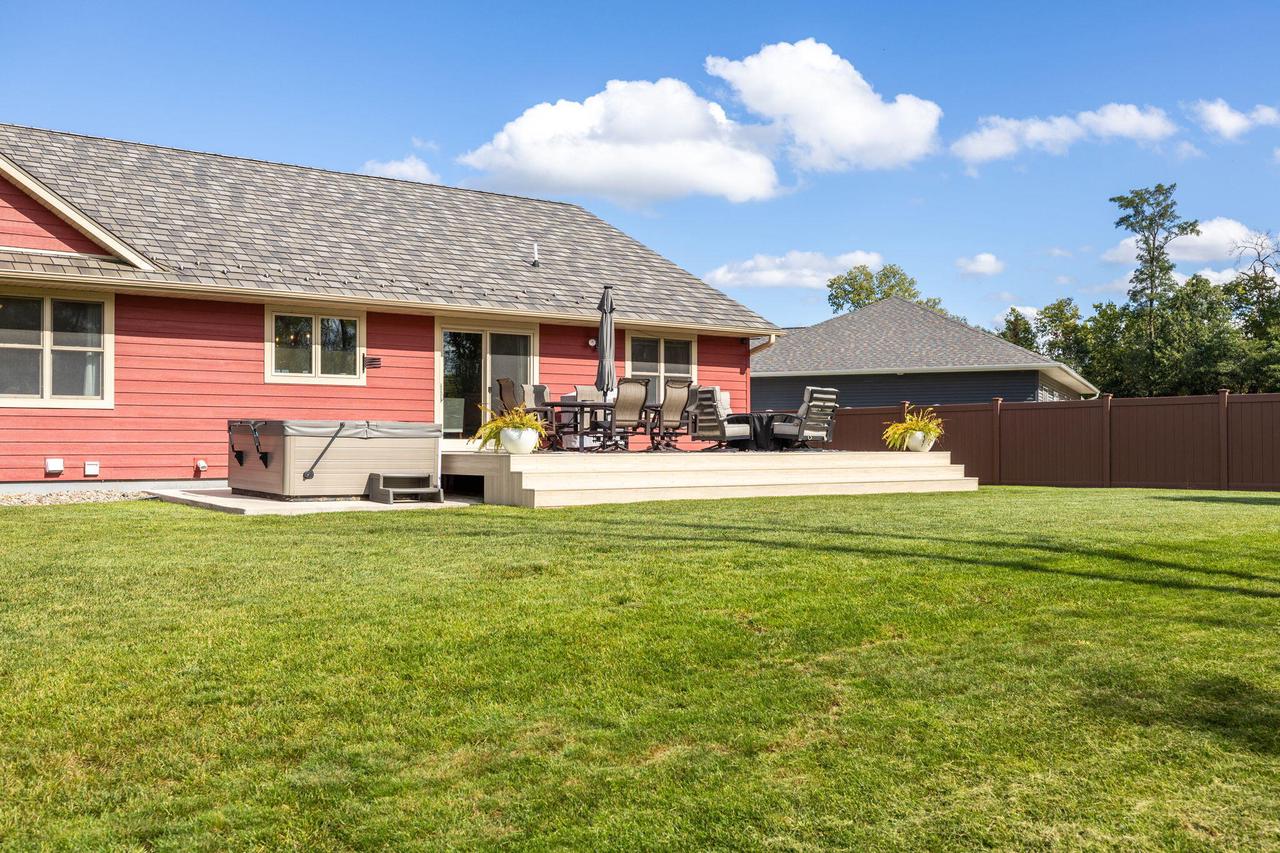 1622 Cherry LANE SOUTH South