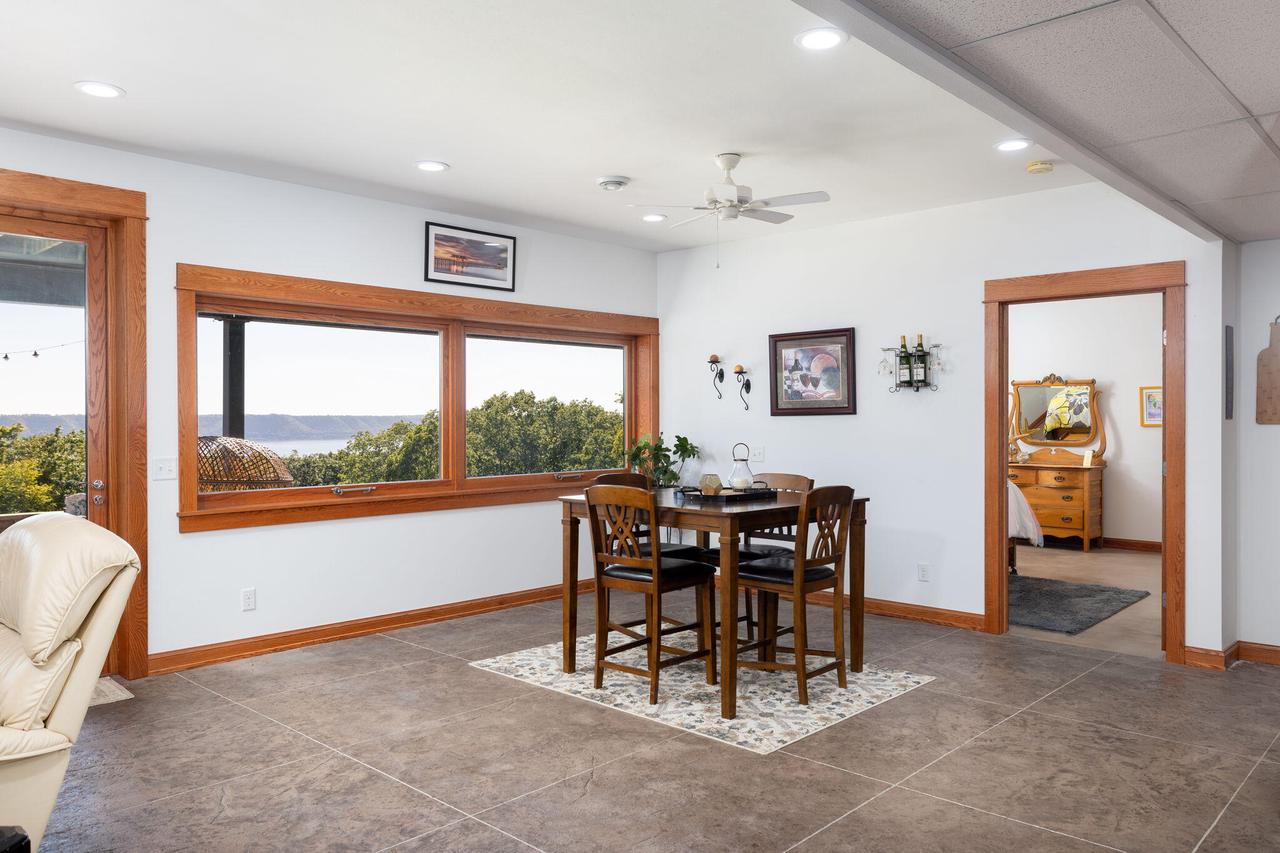 W10083 View LANE NORTH North