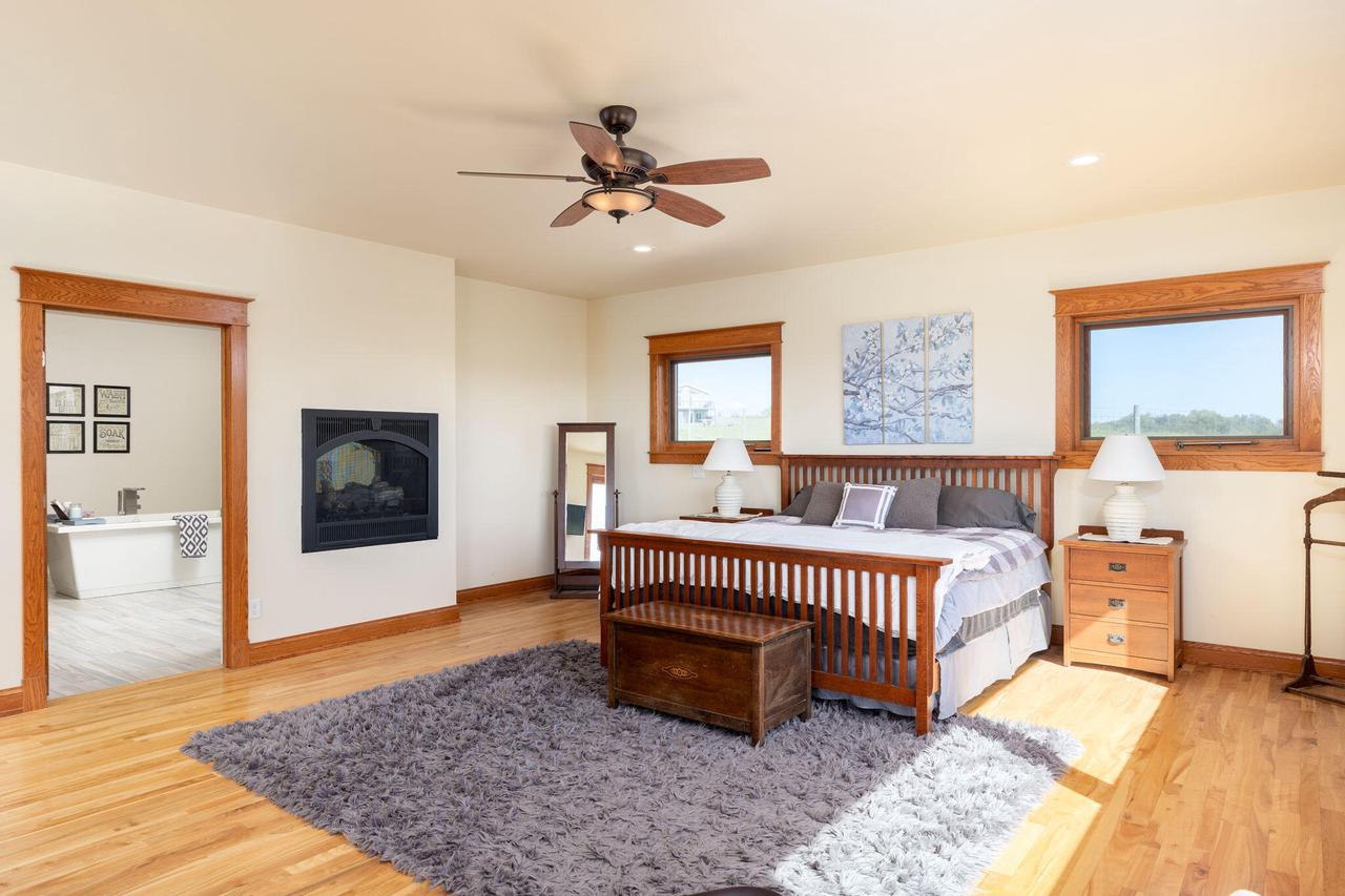 W10083 View LANE NORTH North