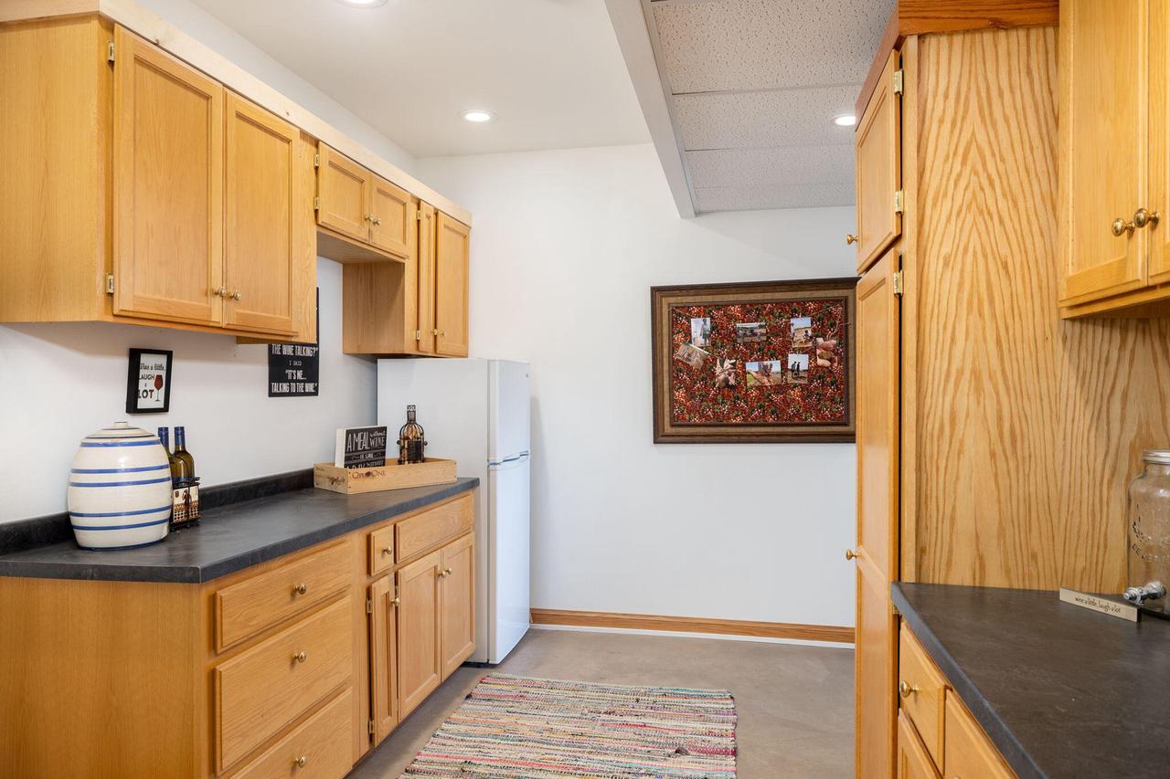 W10083 View LANE NORTH North