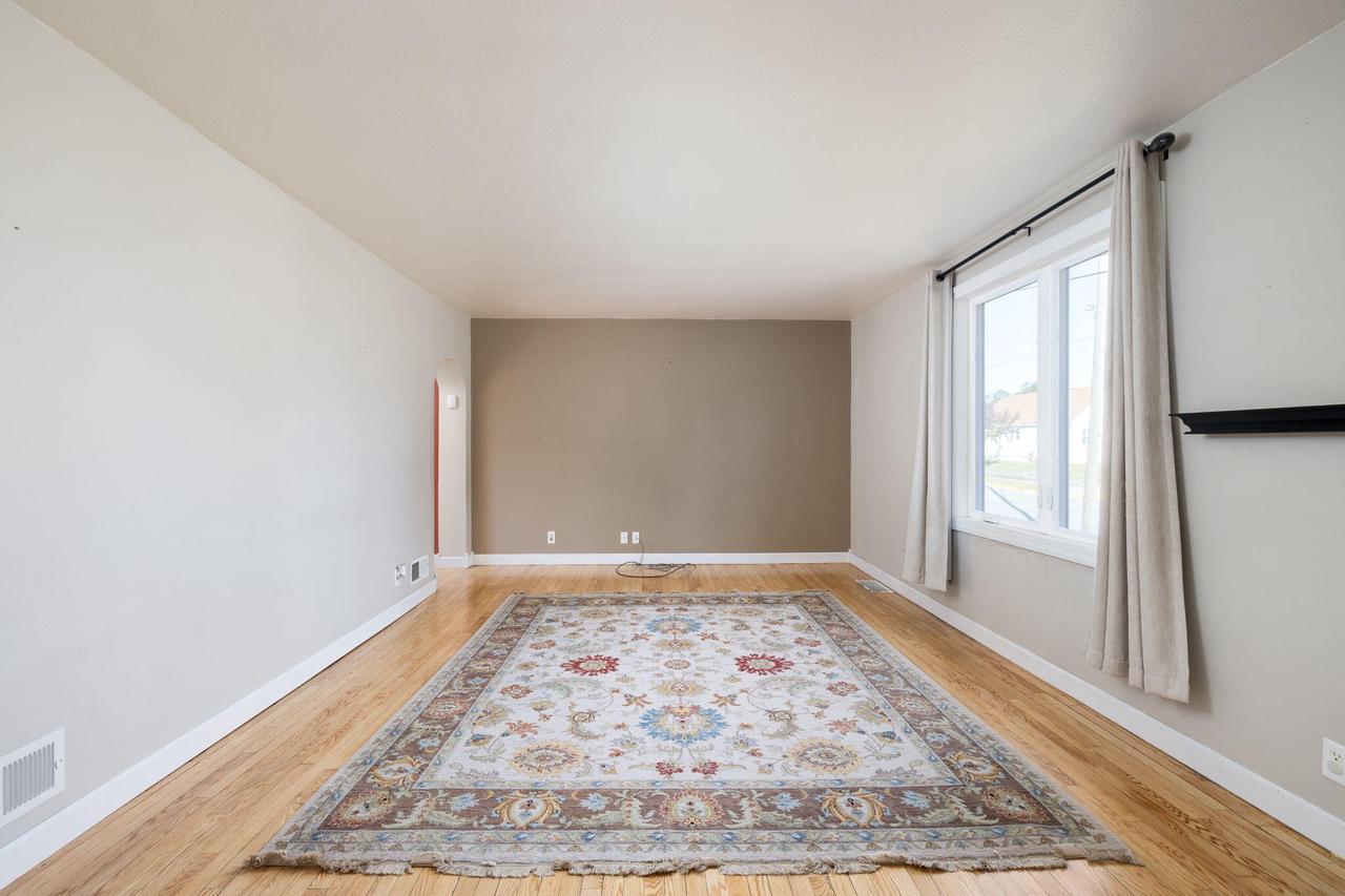 904 Green Bay STREET