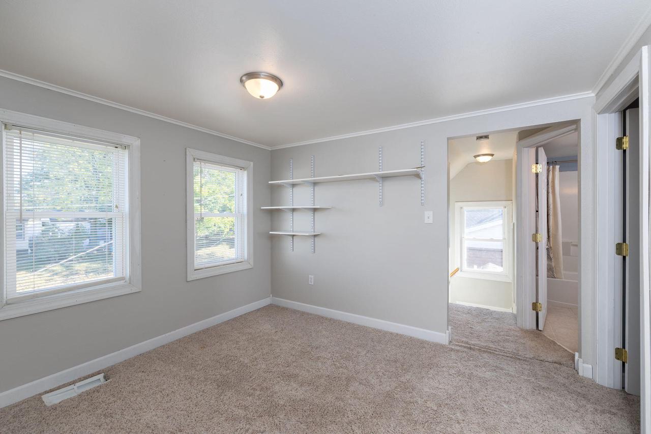 904 Green Bay STREET