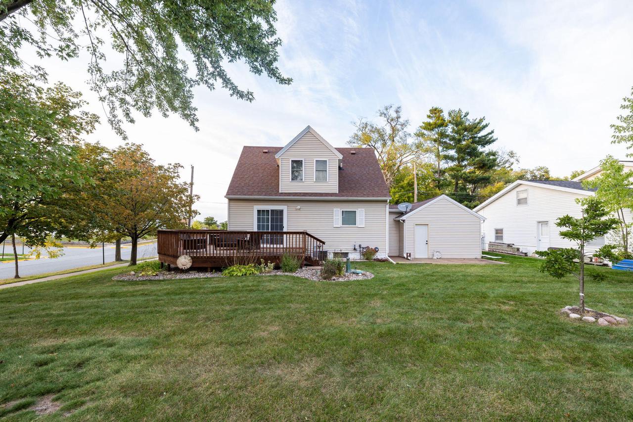 904 Green Bay STREET