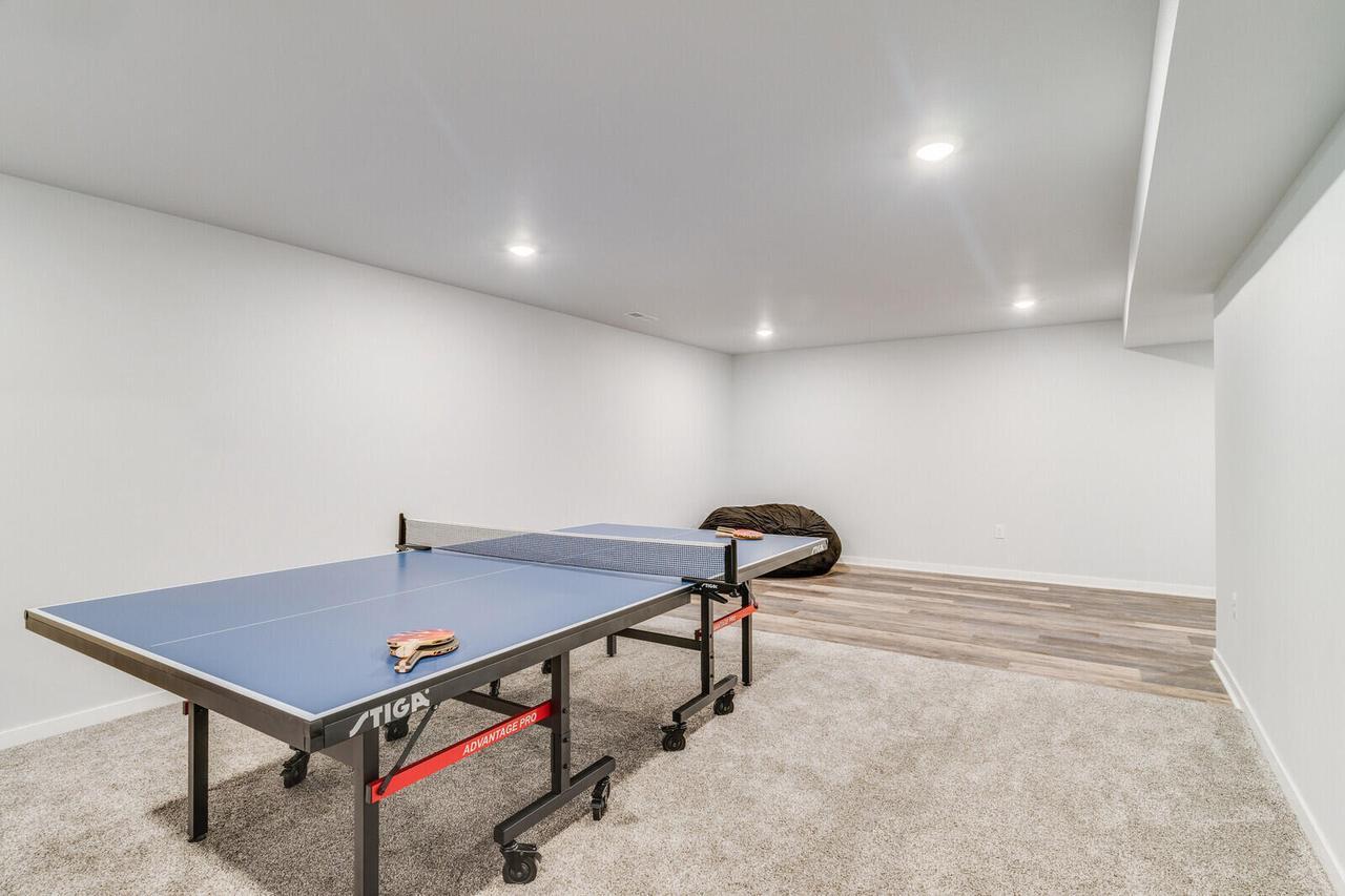 205 Tom Anderson STREET