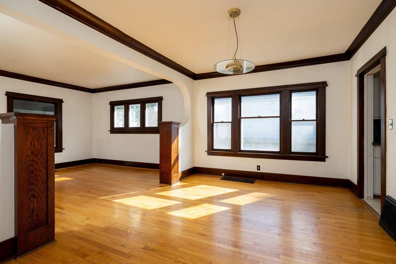 348 21st STREET SOUTH South