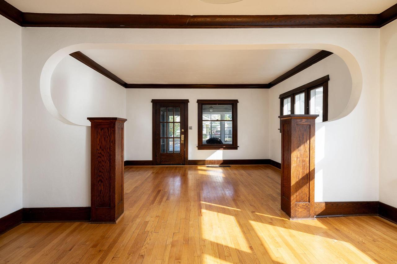 348 21st STREET SOUTH South