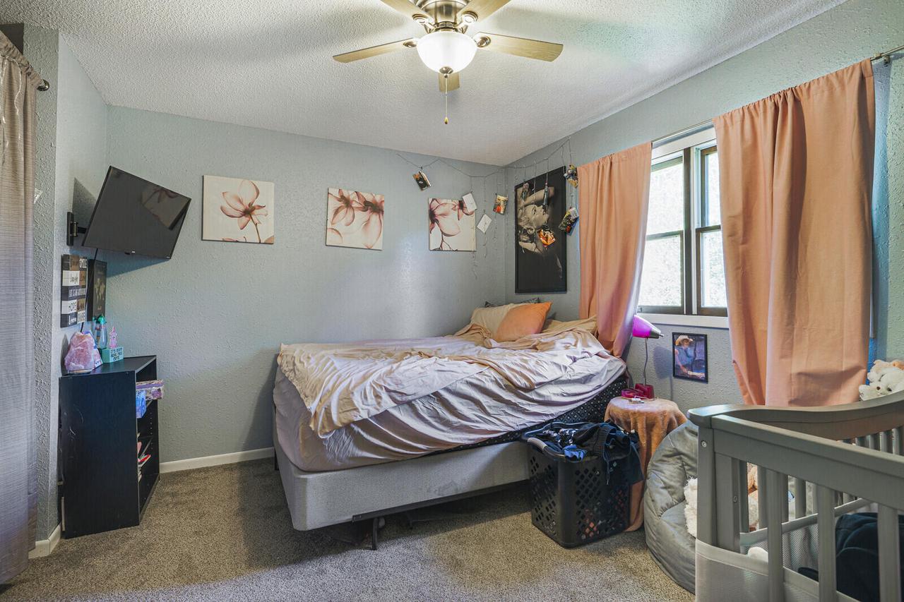 2916 Youngdale AVENUE