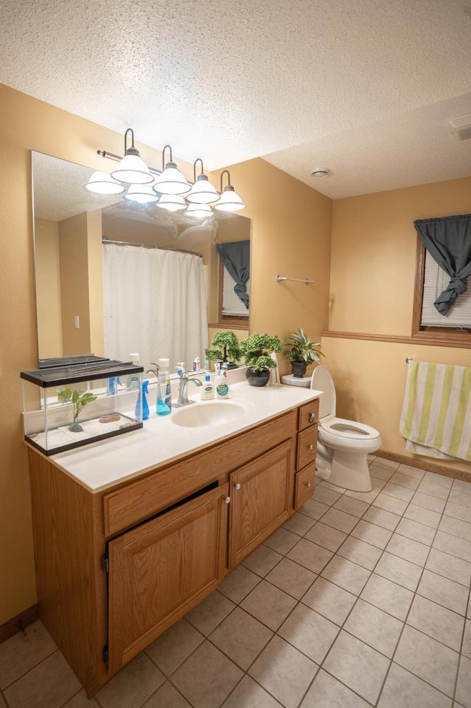 1007 2nd AVENUE EAST East