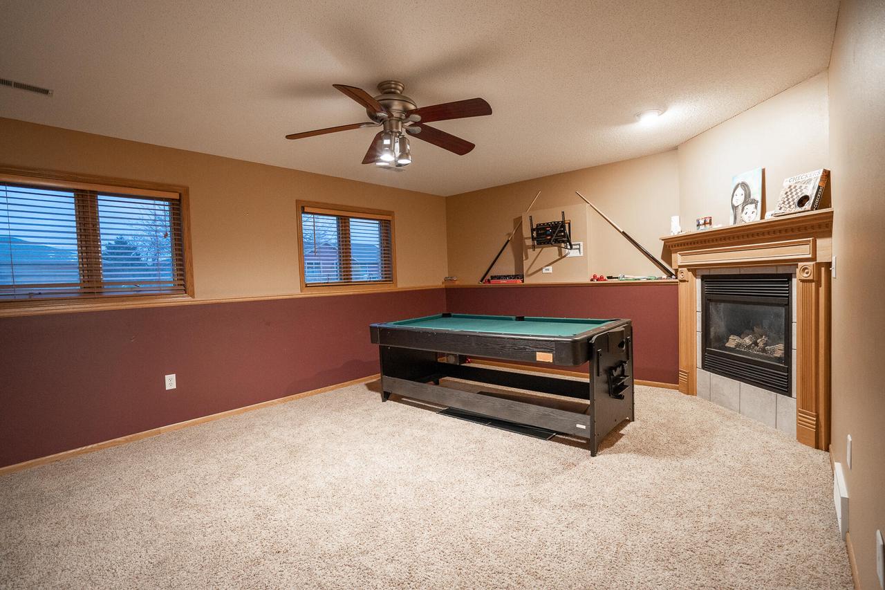 1007 2nd AVENUE EAST East