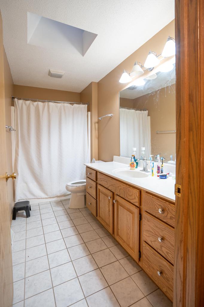 1007 2nd AVENUE EAST East